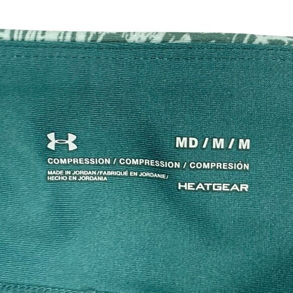 Under Armour Capri Leggings Womens M Green Athleisure Yoga Stretchy Gym Pull On - Picture 14 of 16